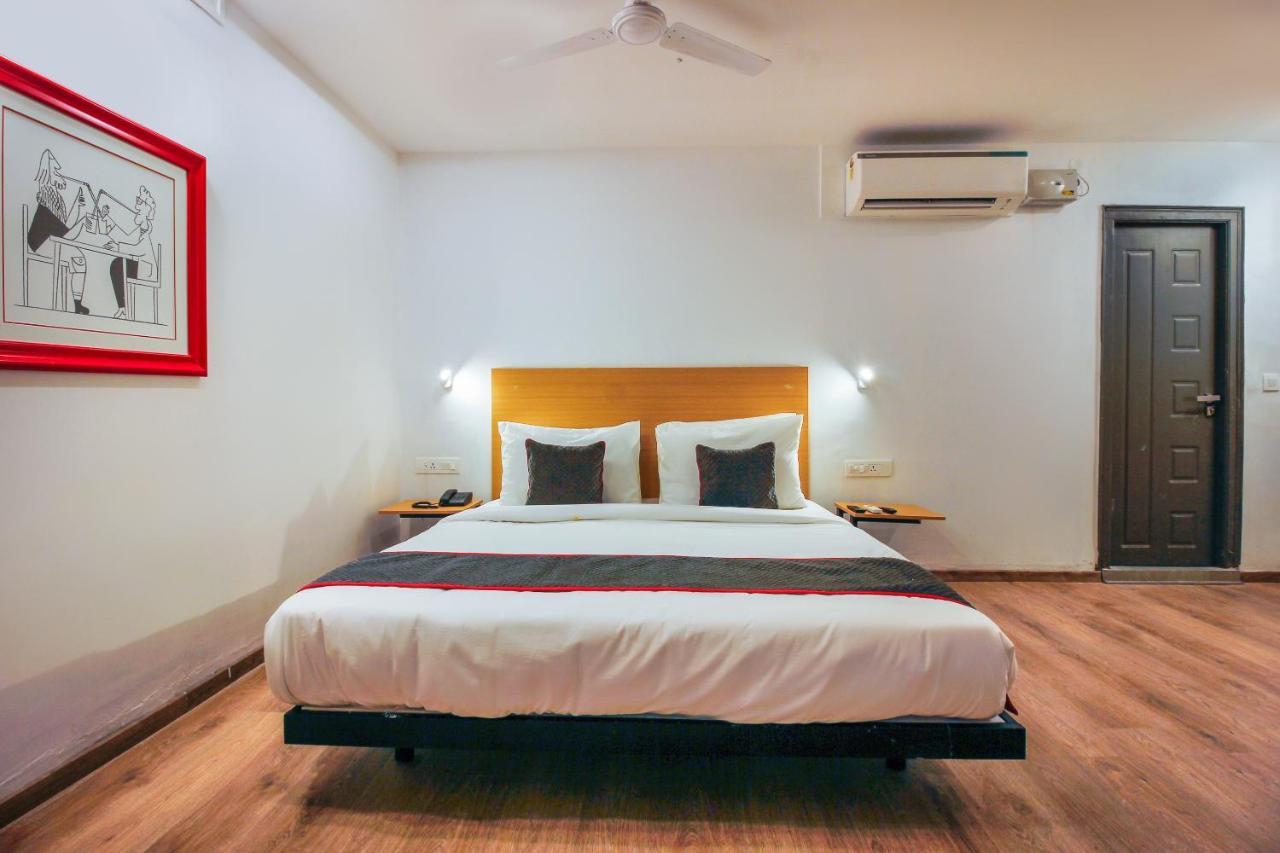 Super Townhouse Rcc Sunrise Hyderabad Exterior foto